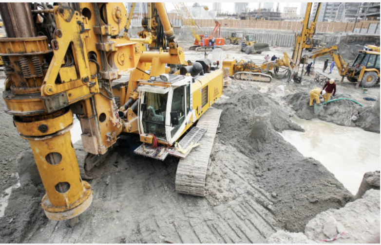 Shoring system at construction site